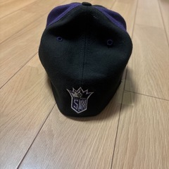 【値段交渉可】 Newera  キャップ 60.6cmの画像