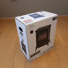ニトリ製暖炉型ファンヒーターの画像