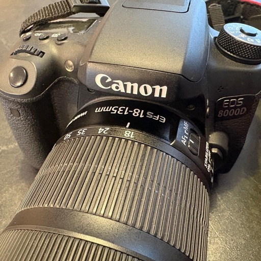 Canon 8000D レンズ バッテリー付き 最終値下げ