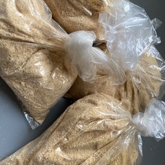 玄米を精米した際の米ぬかの画像