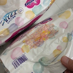 メリーズ　mサイズ テープ、パンツ　10袋の画像