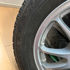 ブリジストン スタッドレスタイヤ(アルミセット)の画像