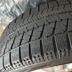 ブリジストン スタッドレスタイヤ(アルミセット)の画像