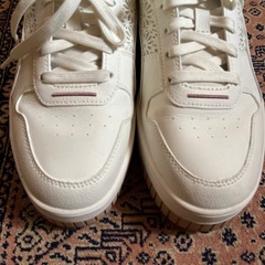 puma スニーカー　レディースの画像