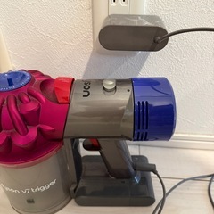 ジャングル品　充電できないダイソンの画像