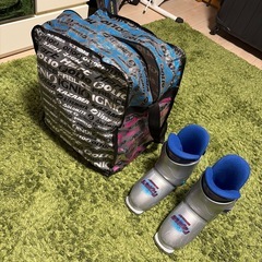 子供用スキーブーツの画像