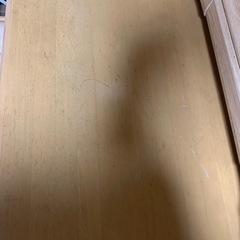 勉強テブルと椅子セットの画像