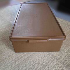 押し入れ用　密閉出来るコンテナの画像