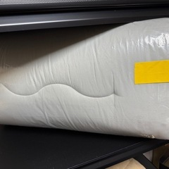 幅140cmシングル〜セミダブルサイズ掛け布団の画像