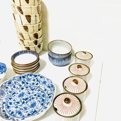 食器類　調味料入れ　来客用　大家族様　飲食店様　デザイン揃ってますの画像