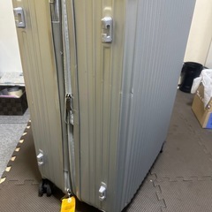 スーツケースの画像