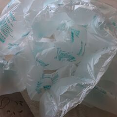 緩衝材　エアクッションたくさんの画像