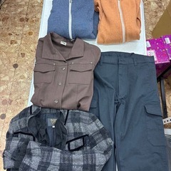 綺麗めのused服詰合せ50着　洋服　まとめ買い歓迎　卸ます　アマゾン引き上げ商品　倒産品　ネット商材　卸ます　転売　アマゾン引き上げ商品　卸し　問屋　倒産品　転売OK　ネット商材　アマゾン　商品　の画像
