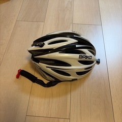 自転車　ヘルメット　BRIKOの画像