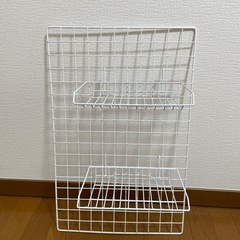 ワイヤーネット　壁掛け収納の画像