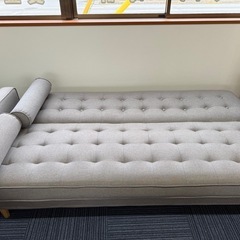 ◎ ソファベッド 大きめ 美品 3人掛けソファとしても！ へたり一切なし 当店備品でほぼ未使用
の画像