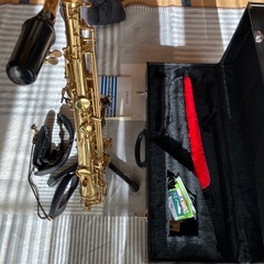 テナーサックスの画像