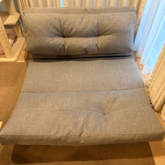 ソファーベッドの画像