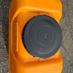 300ℓ水タンクの画像