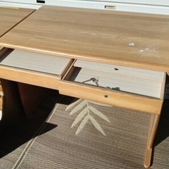 椅子とテーブル‼️‼️の画像