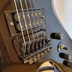 ★Samick メタル用　変形エレキギター　調整済み　ストラップ付き ドロップチューニング用弦★ B.C.Rich WARLOCK系の画像