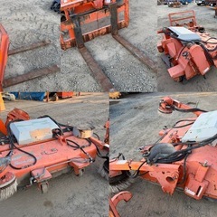 日立 HITACHI ZW30. 3トンクラス ホイールローダー. 1247時間. 配管. ワンタッチ. フォークアタッチメント. ロードスイーパーの画像