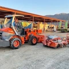 日立 HITACHI ZW30. 3トンクラス ホイールローダー. 1247時間. 配管. ワンタッチ. フォークアタッチメント. ロードスイーパーの画像