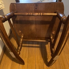 小さめでかわいいアンティークロッキングチェア の画像
