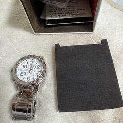 NIXON クロノグラフ 腕時計 シルバーの画像