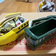 電車　小物いれ　陶器の画像