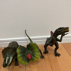 恐竜フィギュアの画像