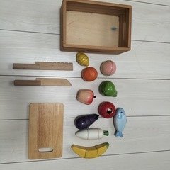 豪華　木製おままごとキッチン　皿　食べ物セットの画像