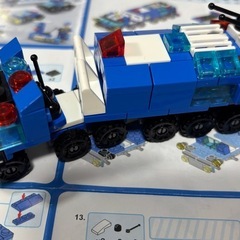 子ども レゴのようなブロック 車色々と組み立てれる 説明書付きの画像