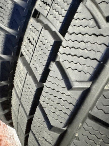 215/60/16冬ダンロップ