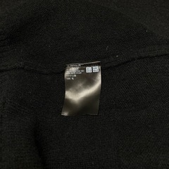 ユニクロ  プレミアム ラムウールカーディガン M ブラックの画像