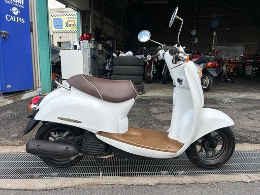 可愛いバイク　ホンダ　スクーピー　4スト　fi 50cc AF56