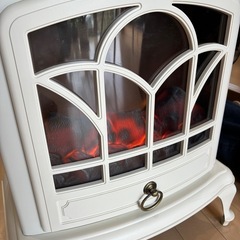 セラミックファンヒーター　
YDH-M10(W)　　の画像