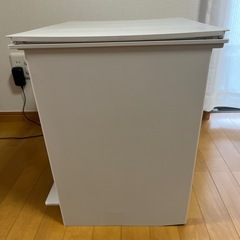 特価 即日受け渡し可能 無印良品  再生ポリプロピレン入り ペダル式ダストボックス 両開きフタ付き 大サイズ 45L用 キャスター付の画像