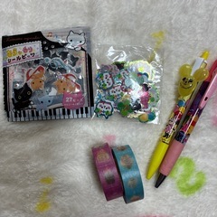 女の子　文房具あれこれ色々セットの画像