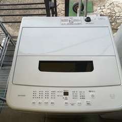 【リサイクルサービス八光】2025年製　アイリスオーヤマ　全自動洗濯機 ホワイト IAW-T504 [洗濯5.0kg /上開き]の画像