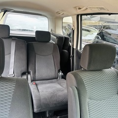 日産　セレナ　の画像