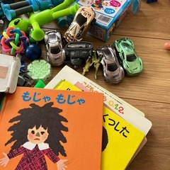 おもちゃ　絵本　いろいろの画像