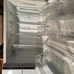 2015年モデル（426L）パナソニック冷蔵庫。（NR-E430GV-W形）状態良好です。の画像