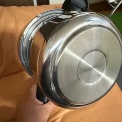 家庭用の压力なべの画像