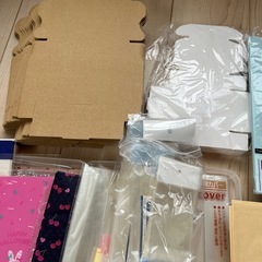 包装資材等の画像