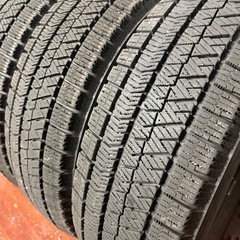 185/65/15冬VRX2の画像