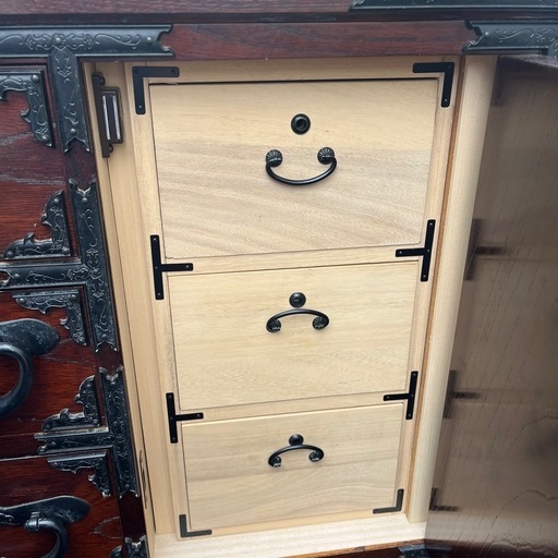昭和レトロ　和箪笥 時代箪笥 箪笥 収納家具 和家具 装飾金具　引き出し　タンス　鍵付き