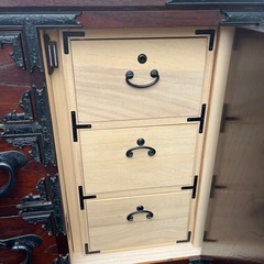 昭和レトロ　和箪笥 時代箪笥 箪笥 収納家具 和家具 装飾金具　引き出し　タンス　鍵付きの画像
