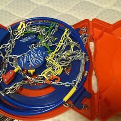 車タイヤチェーンの画像