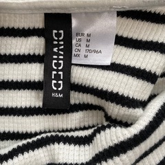 H&MボーダーTシャツの画像